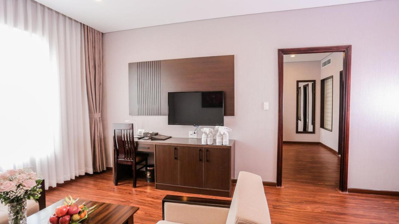 Elephants Hotel Buôn Ma Thuột Esterno foto